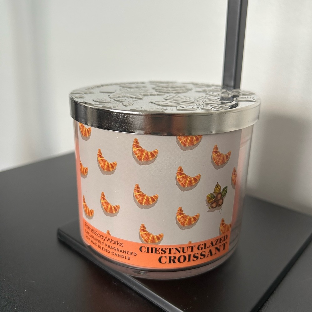 Bath & Body Works Chestnut Glazed Croissant Three Wick Scented Candle